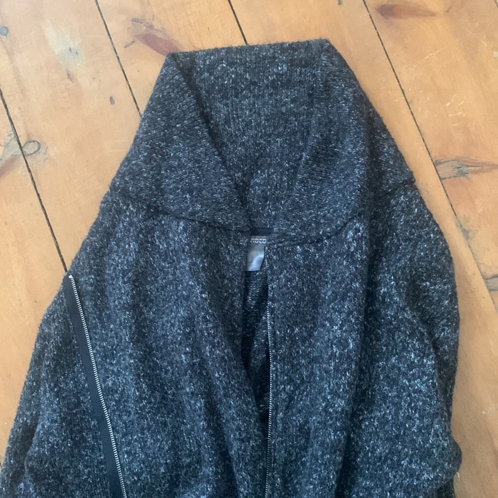 H&M sweater - Picture 10 of 15